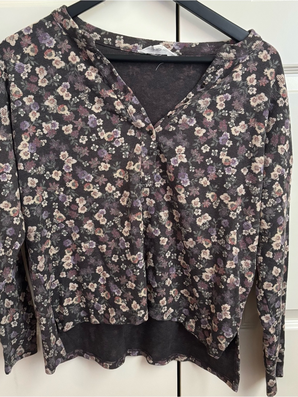 Lucky Brand Long Sleeve Floral V-Neck Top in Black, Purple, Cream